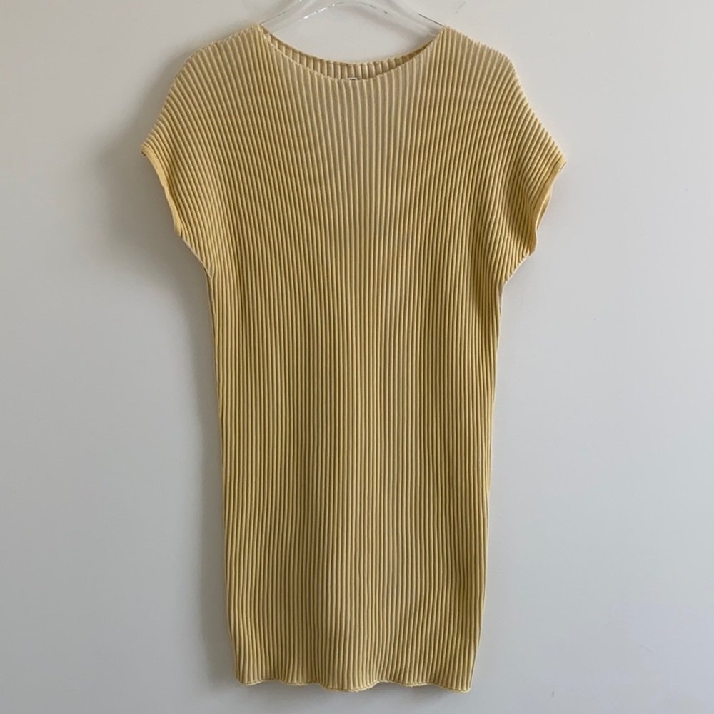 *NWOT* Uniqlo 3D Cotton Ribbed Crew Neck Dress - Picture 2 of 14